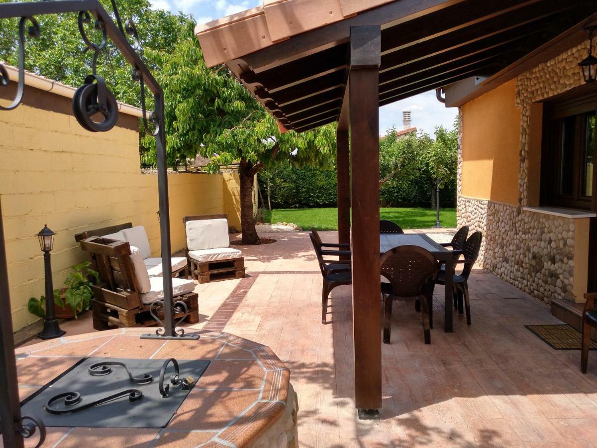 La Casita Del Abuelo Villa Villalmanzo Bagian luar foto